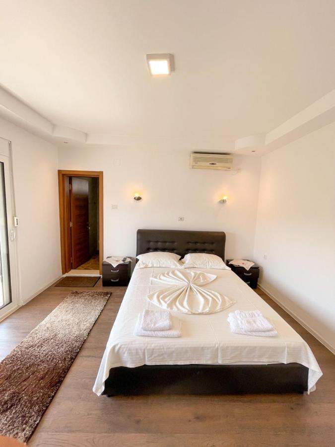 Casa Sinani Hotel Ulcinj Exterior photo